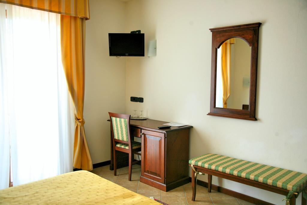 Hotel Ristorante Al Brunello Di Montalcino Quarto foto